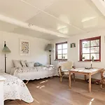 Сasa de vacaciones Charming Renovated - By Traum *