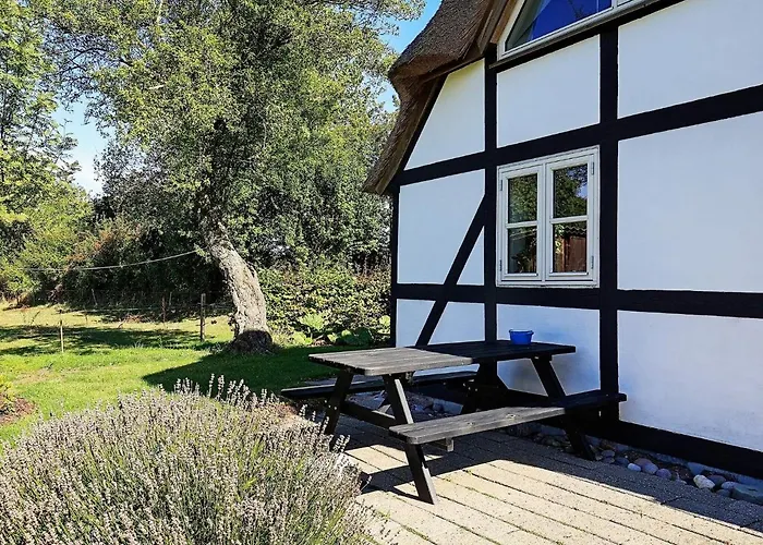 Charming Renovated - By Traum Ferienhaus